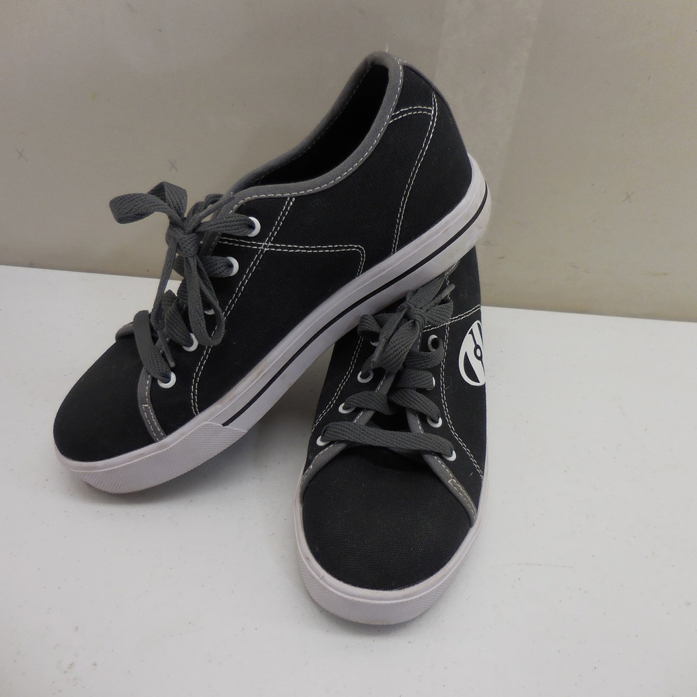 Heelys HES10459 Canvas Roller Shoes Black Grey Mens 7 Womens 8 Skate Sneakers